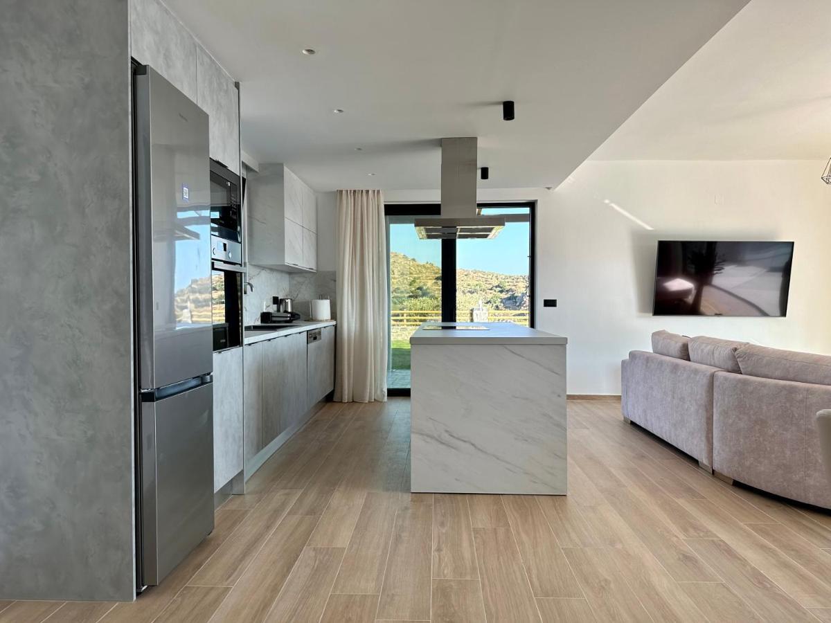 פלאקיאס Skyline Iconic Villa מראה חיצוני תמונה